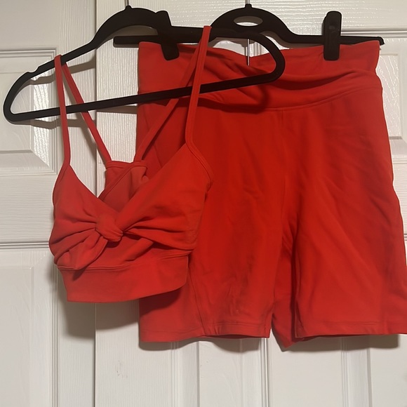 Alala Tied Bow Terry Sport Set - Picture 3 of 6